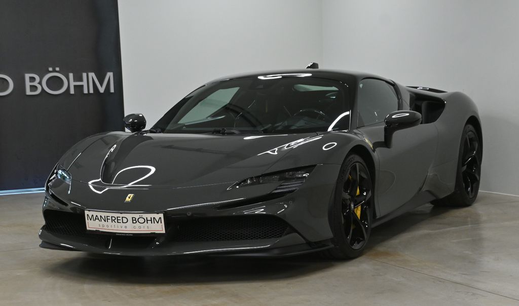 Ferrari SF90 2022