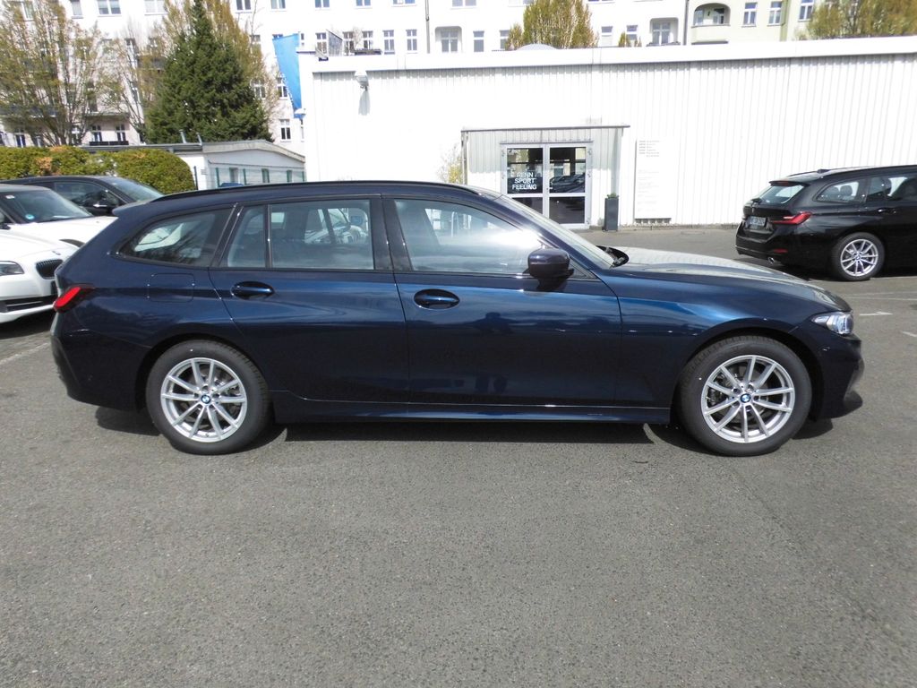 BMW 318 2024