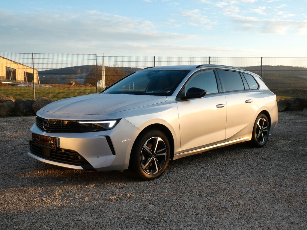 Opel Astra 2024