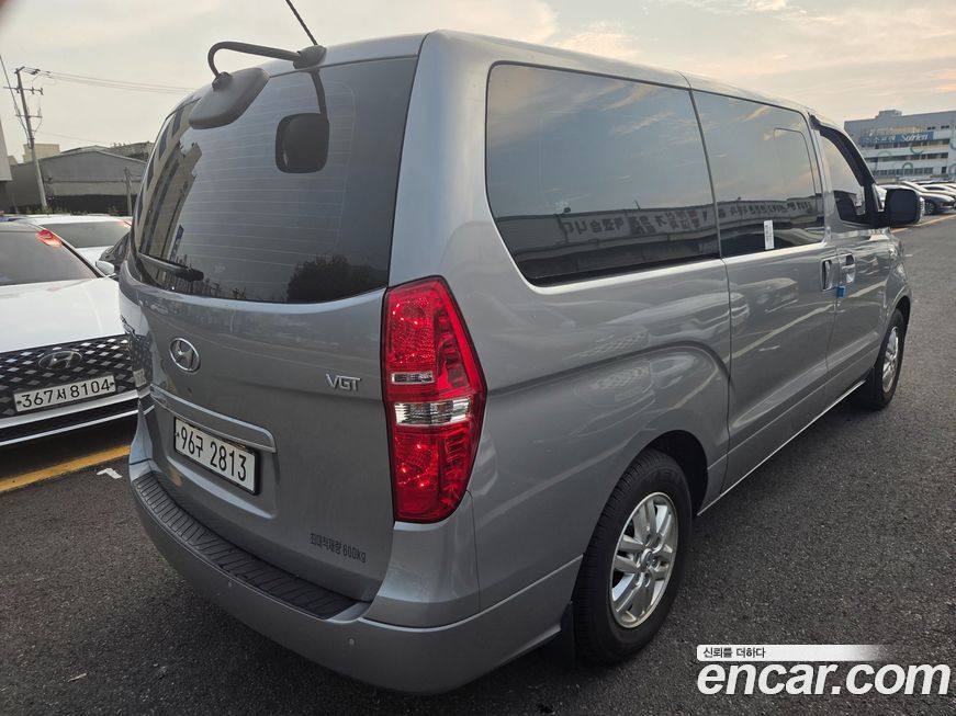 Hyundai Starex 2020
