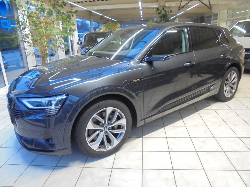 Audi e-tron 2022
