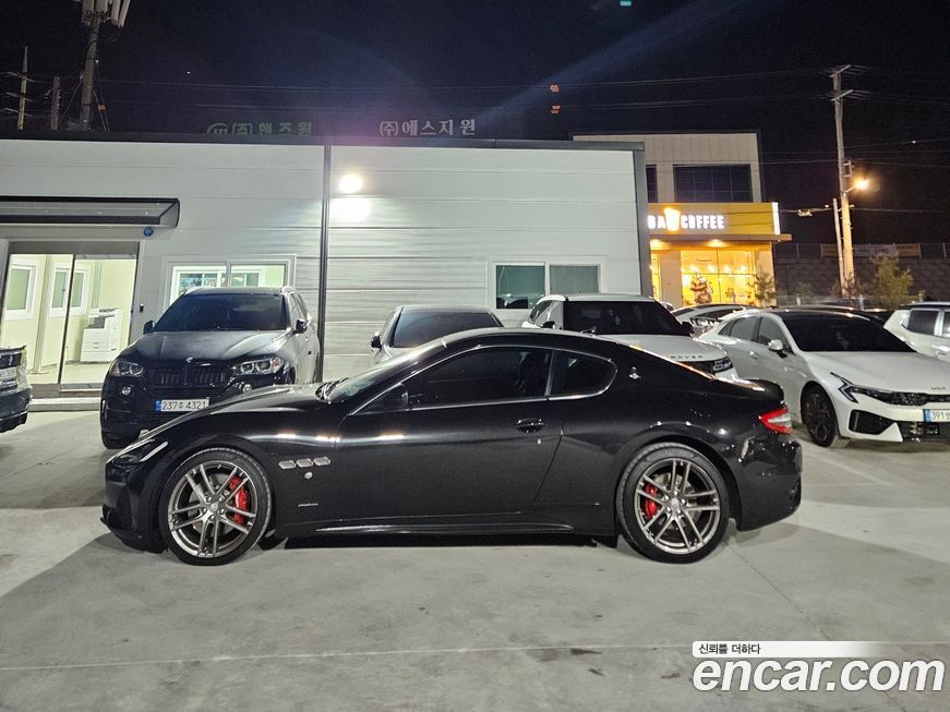 Maserati GranTurismo 2019