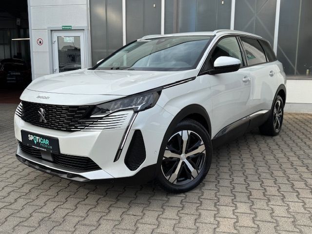 Peugeot 5008 2021