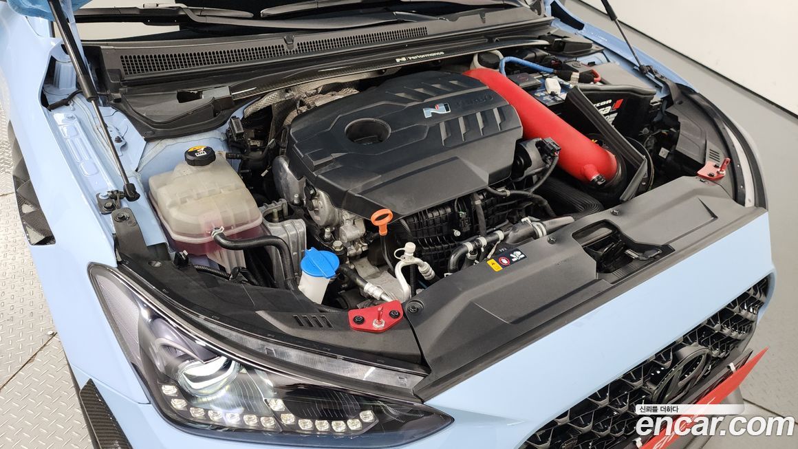 Hyundai Veloster 2021