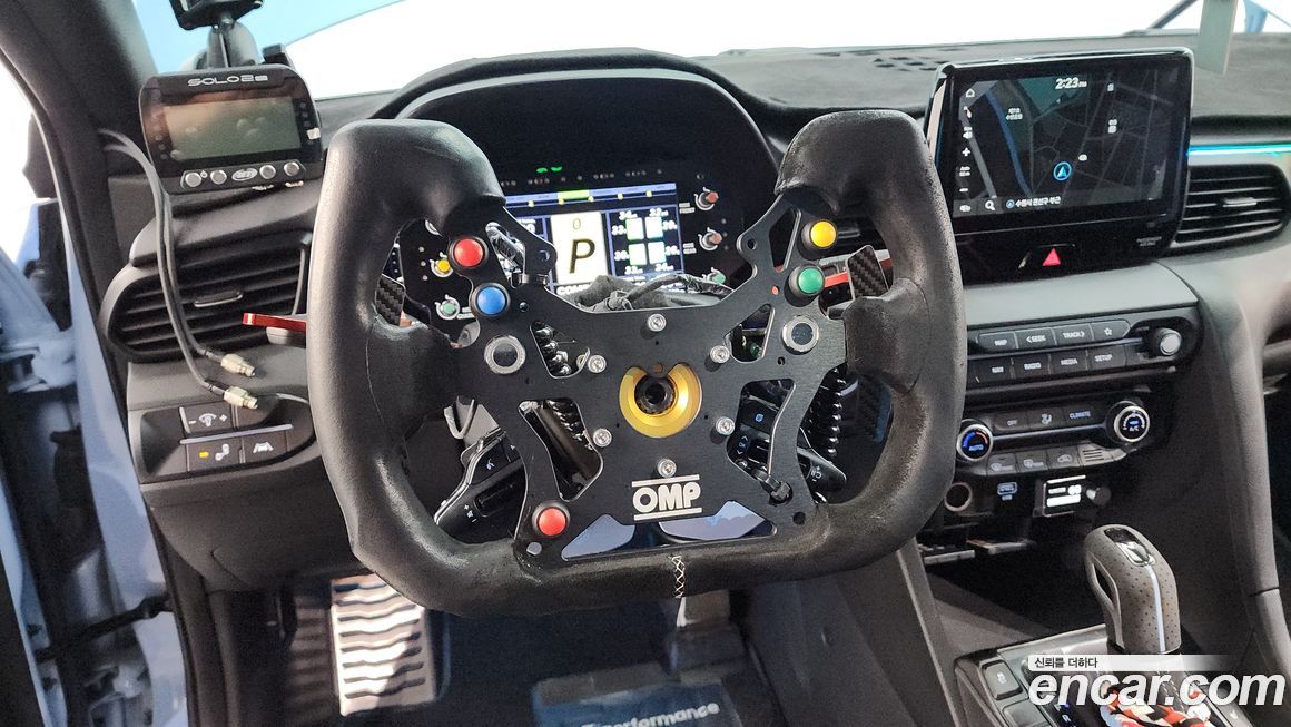 Hyundai Veloster 2021