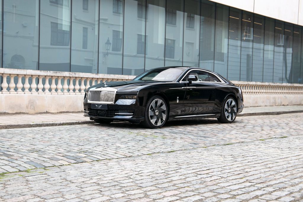 Rolls-Royce Spectre 2024