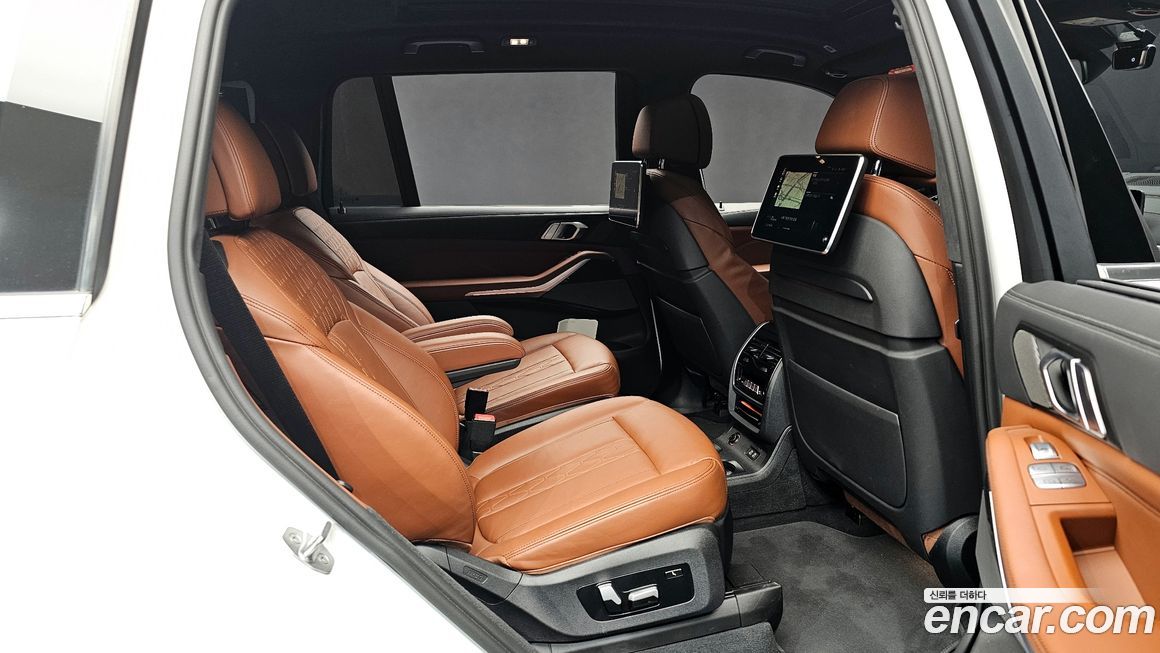 BMW X7 2022
