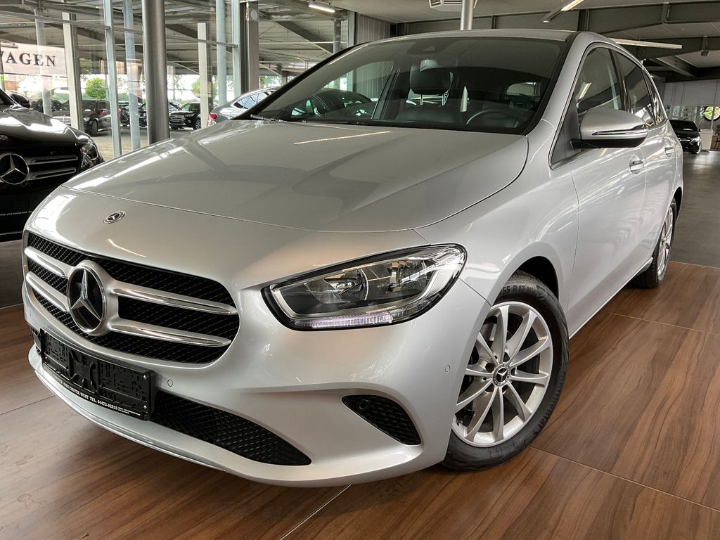 Mercedes-Benz B 180 2022