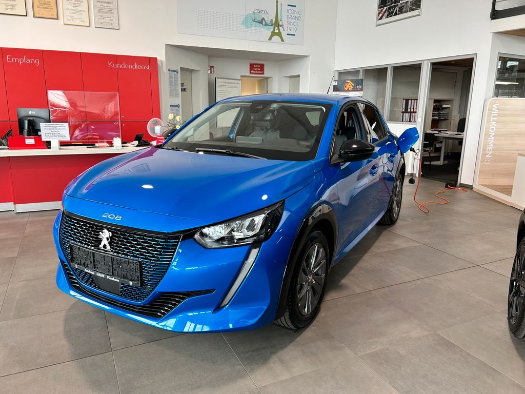 Peugeot e-208 2023