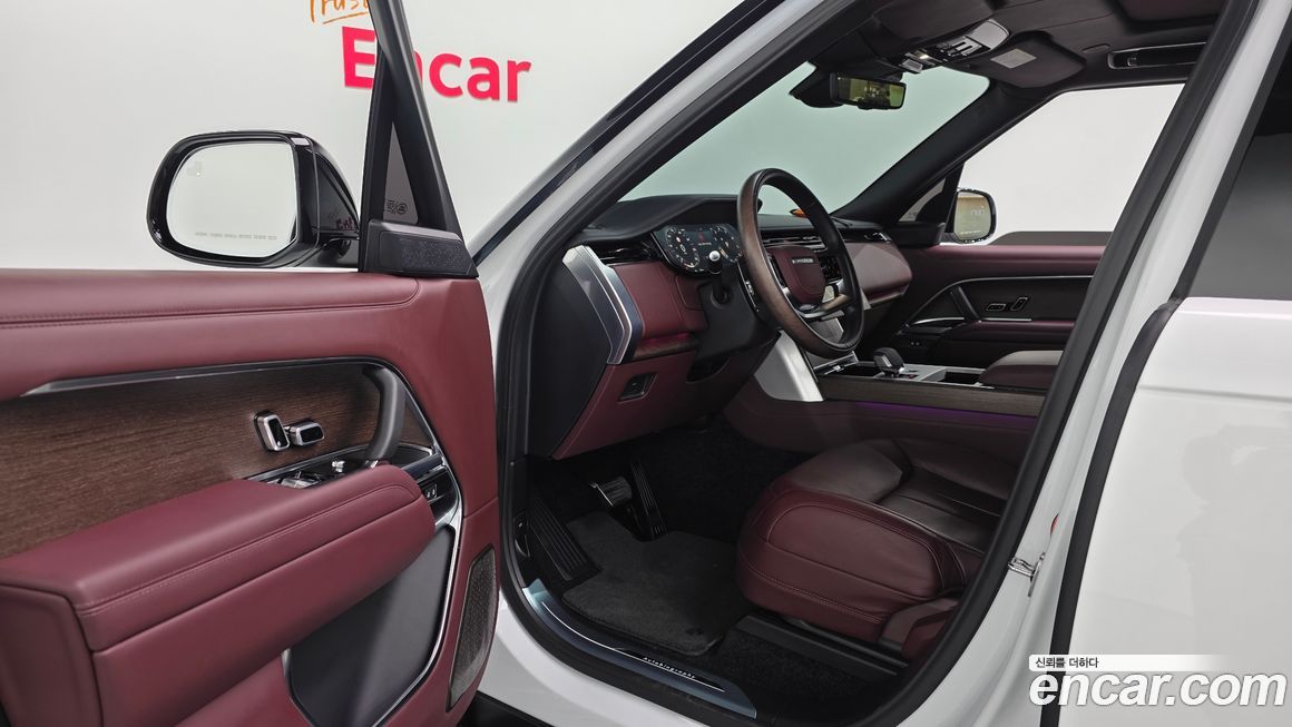 Land Rover Range Rover 2024