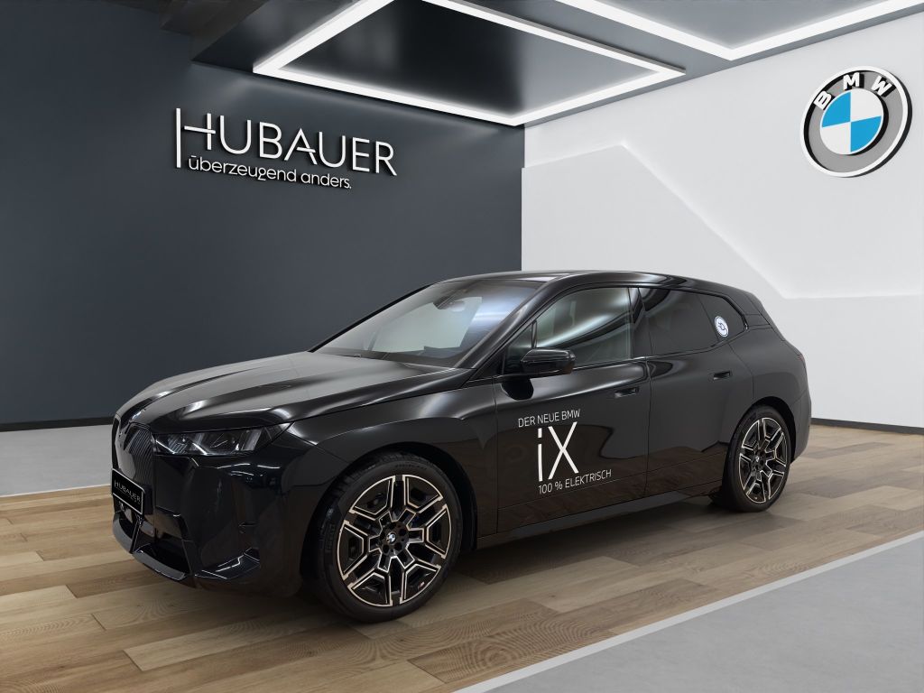BMW iX