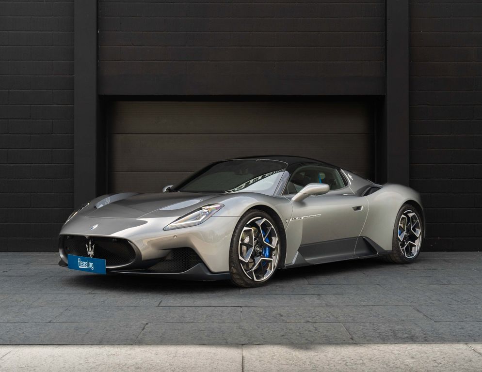 Maserati MC20 2022