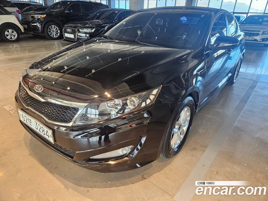Kia K5 2011