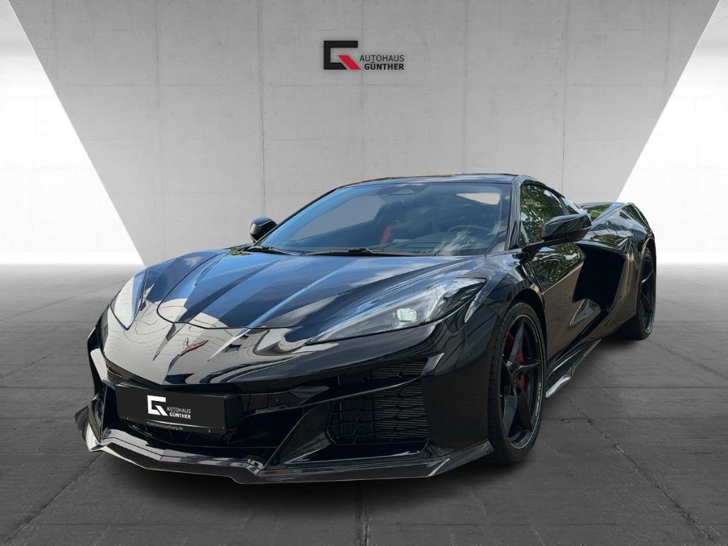 Corvette C8 2025