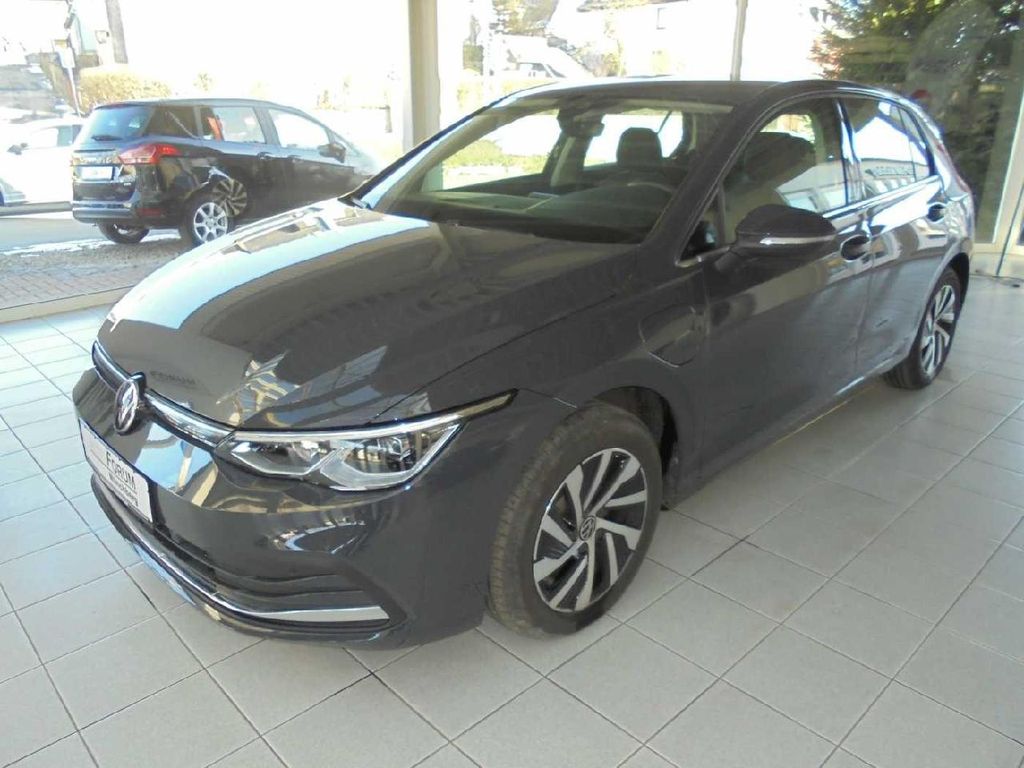 Volkswagen Golf 2020