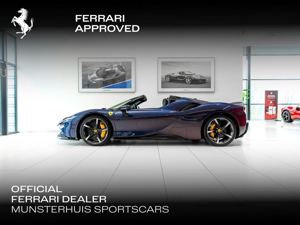 Ferrari SF90 2025