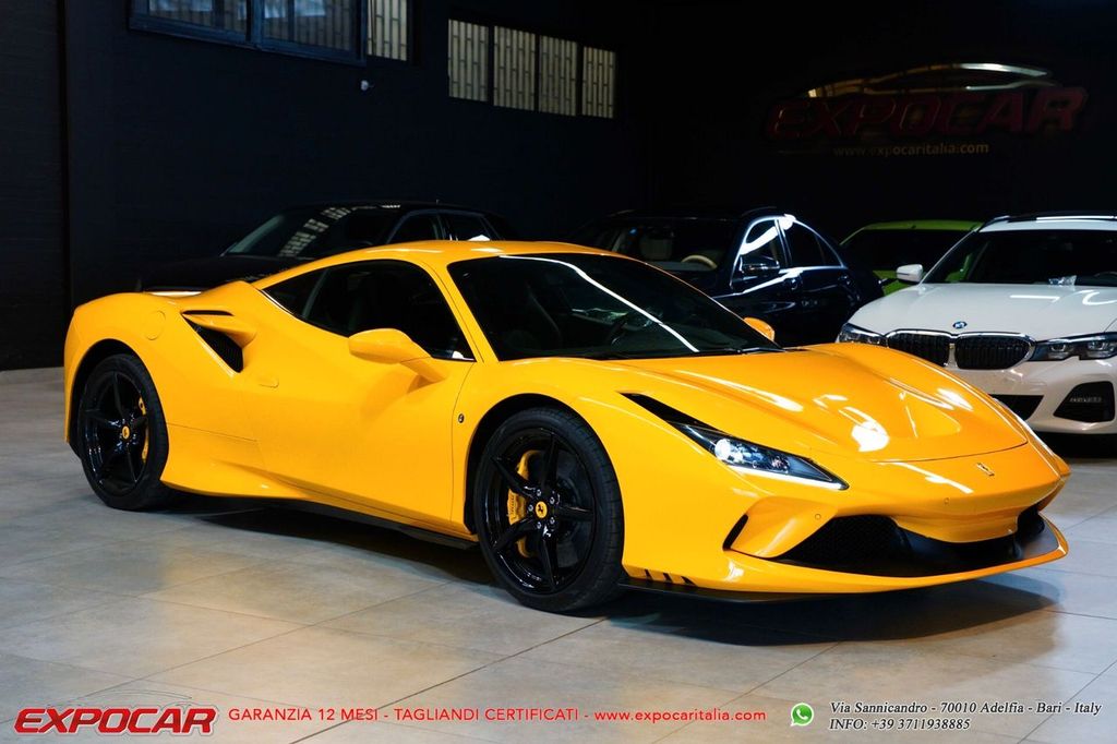 Ferrari F8 2021