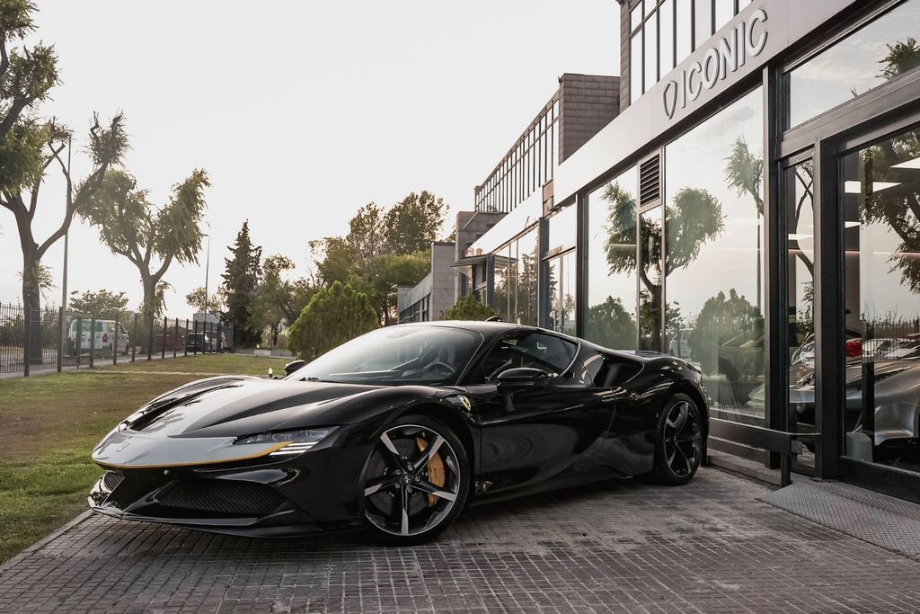 Ferrari SF90 2021