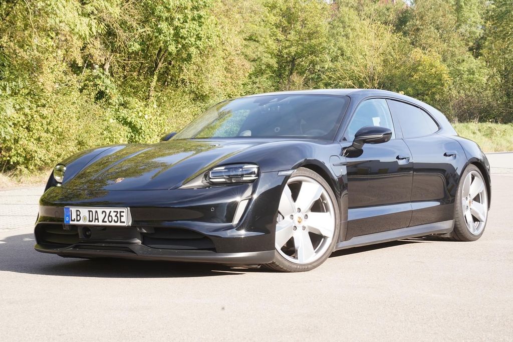 Porsche Taycan 2022