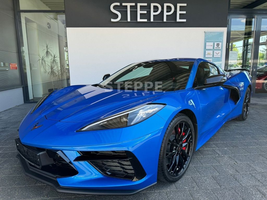 Corvette C8 2025
