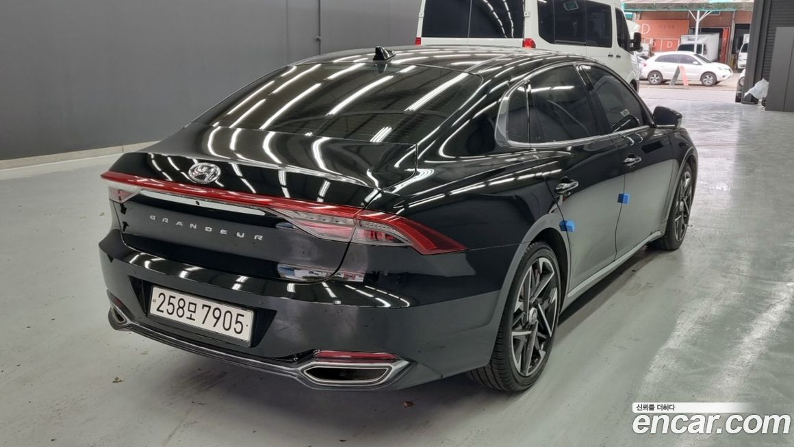 Hyundai Grandeur 2022