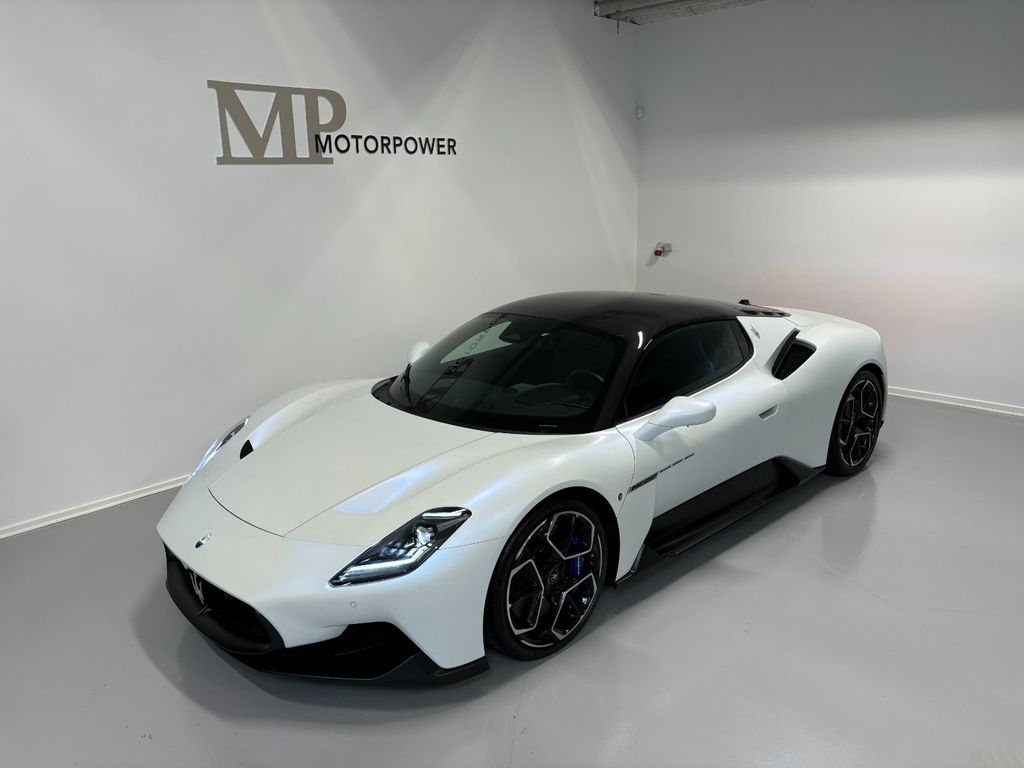 Maserati MC20 2023