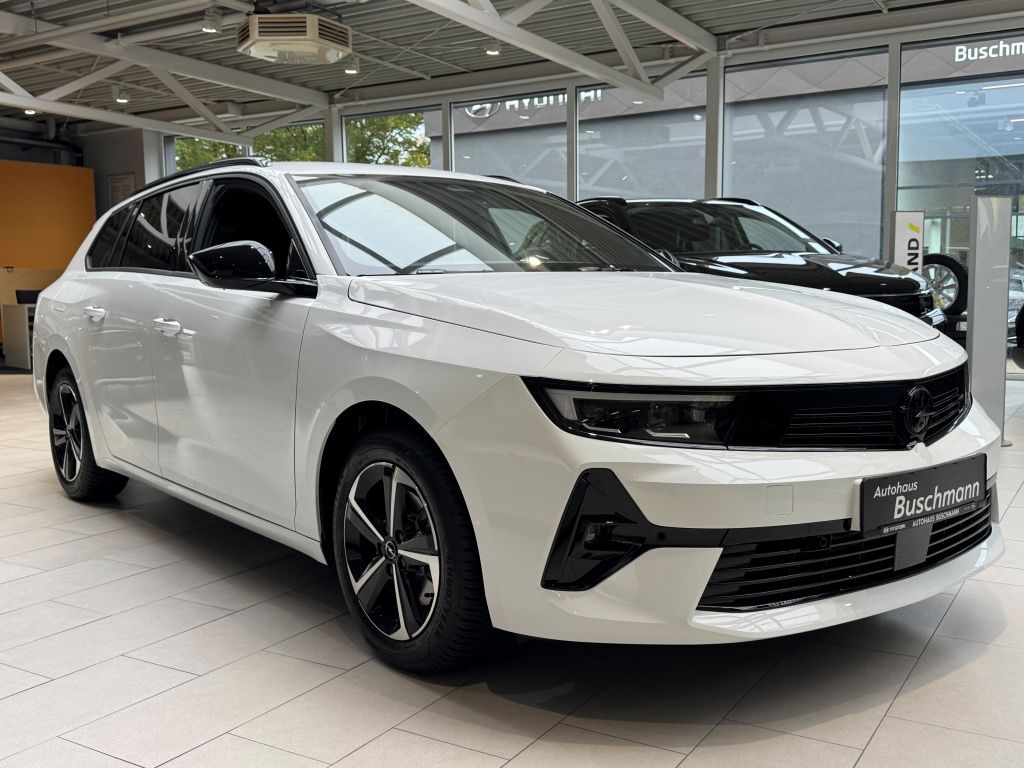 Opel Astra 2025