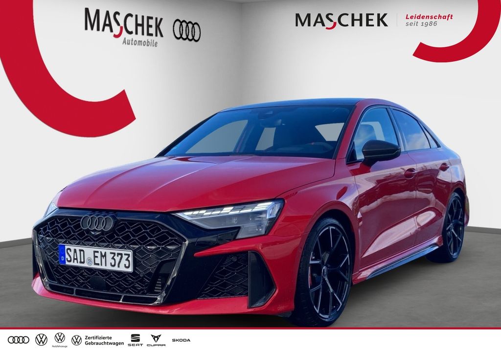Audi RS3 2024