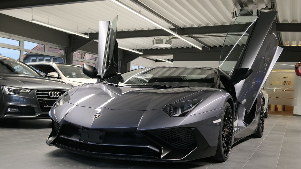 Lamborghini Aventador 2017