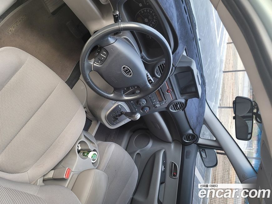 Kia Carens 2008