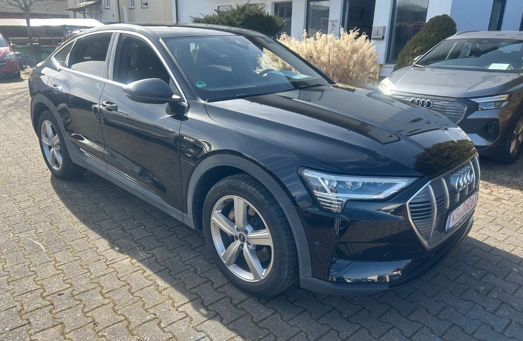 Audi e-tron 2021