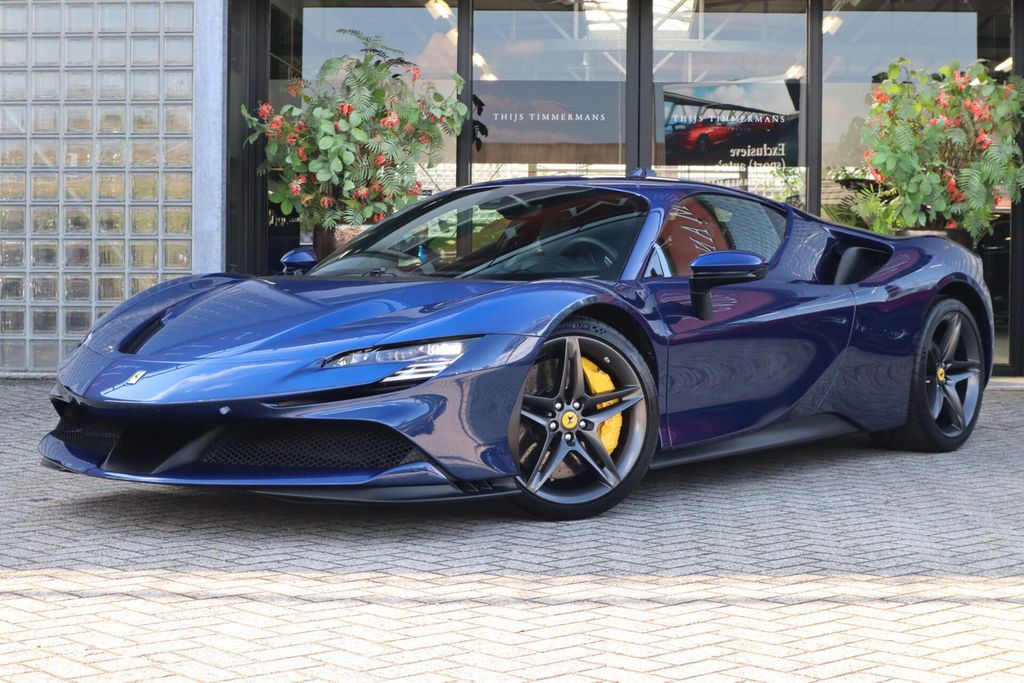 Ferrari SF90 2024