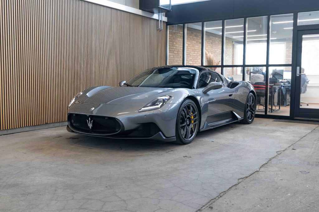 Maserati MC20 2023