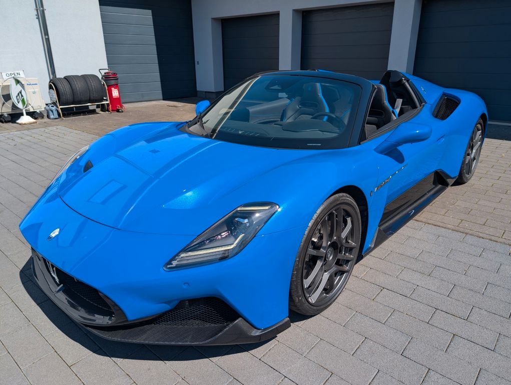 Maserati MC20