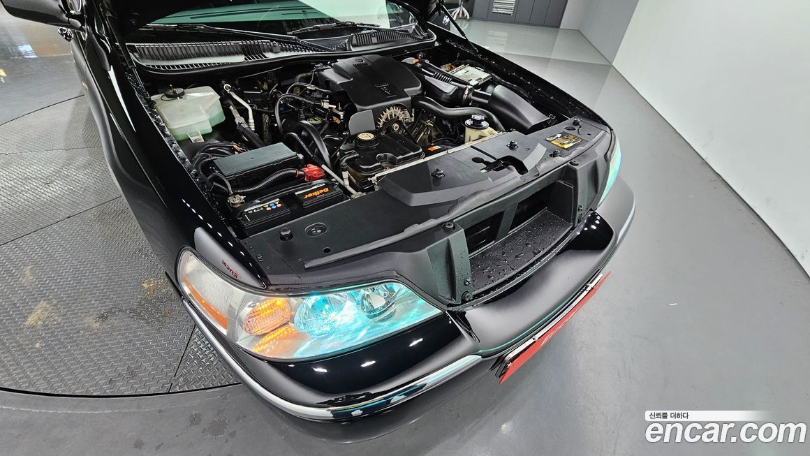 Lincoln Town Car 2008