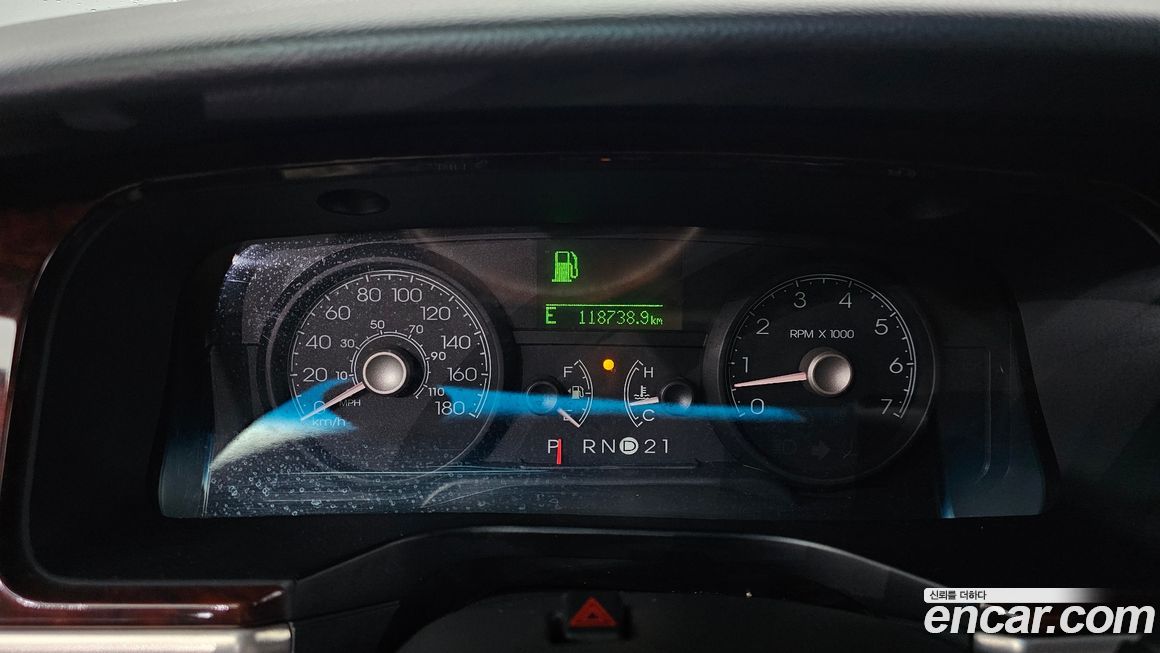 Lincoln Town Car 2008