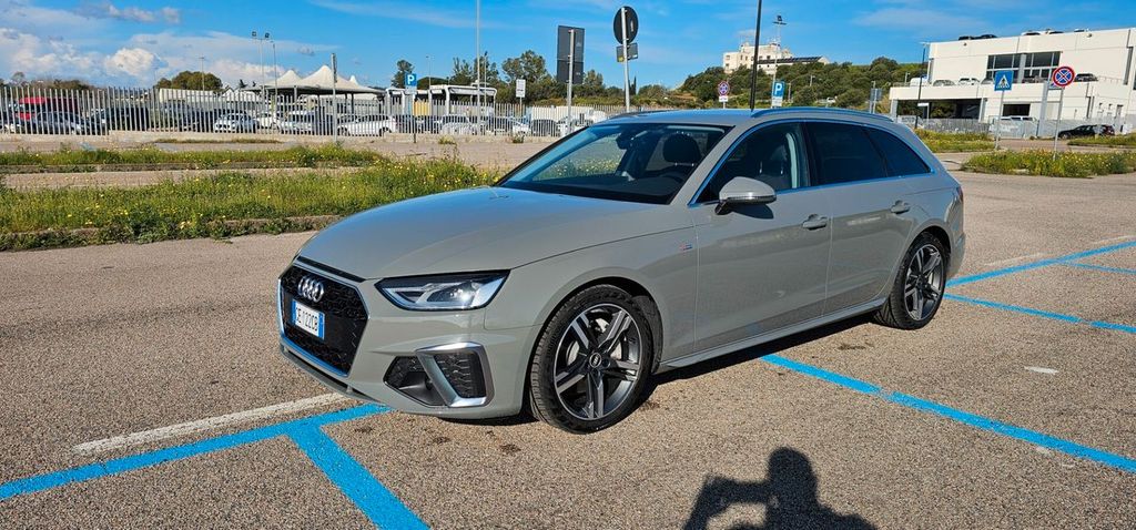 Audi A4 2021