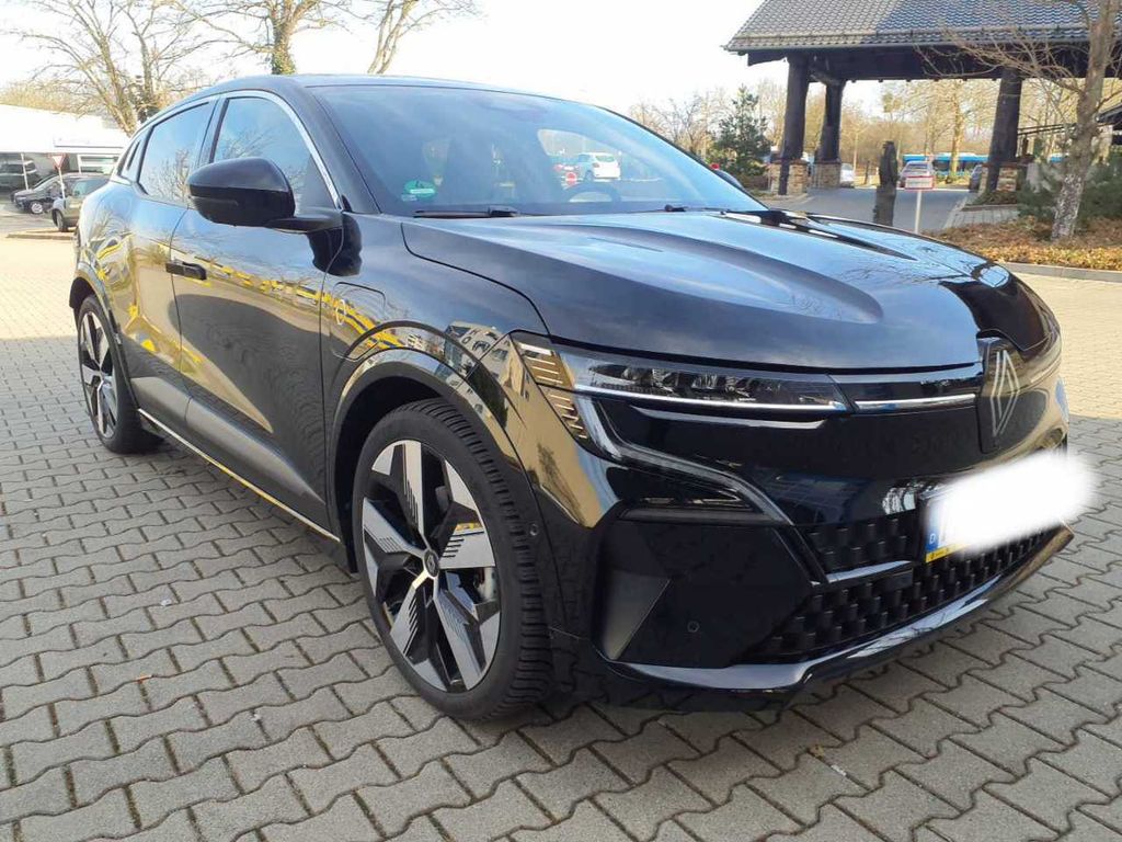 Renault Megane E-TECH 2022