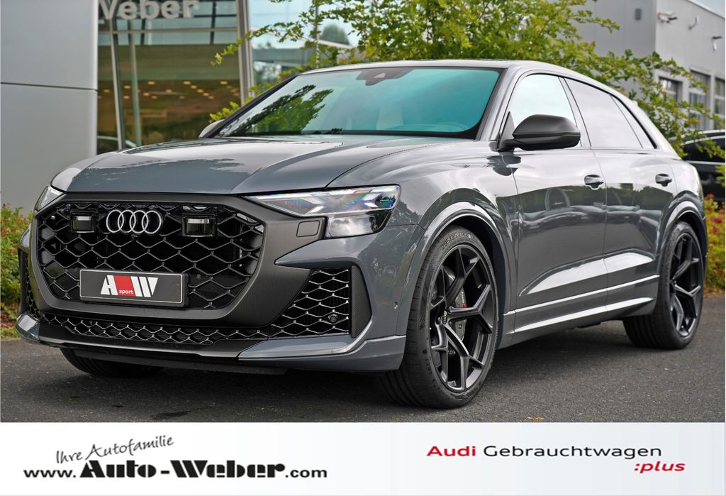 Audi RSQ8