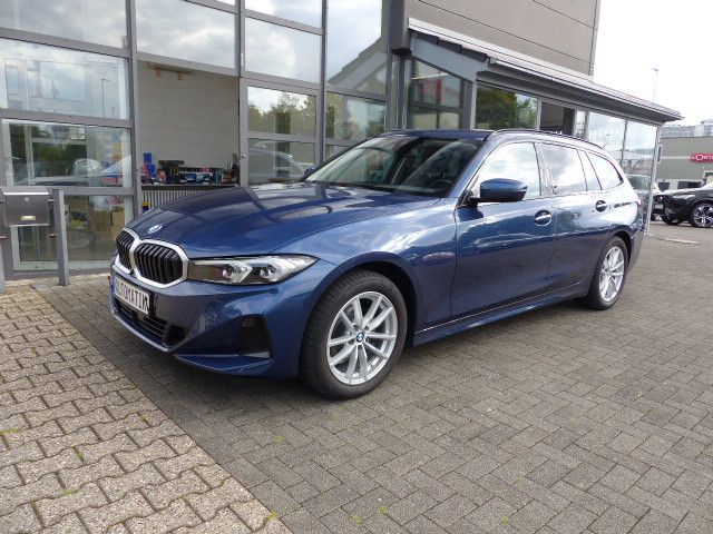 BMW 318 2022