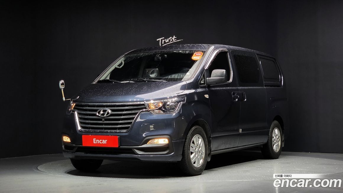 Hyundai Starex 2019