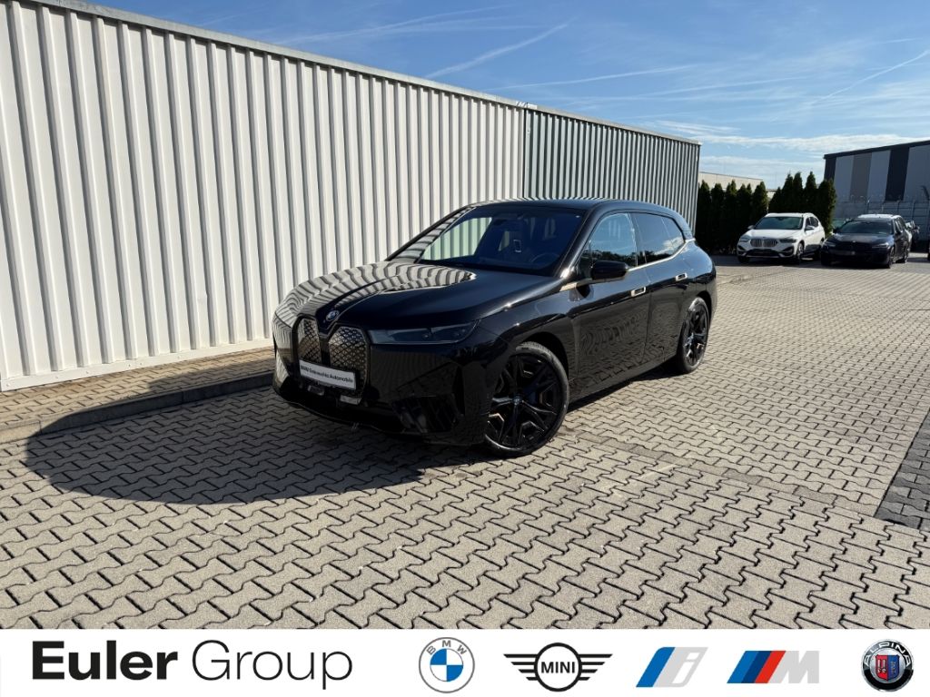 BMW iX 2023