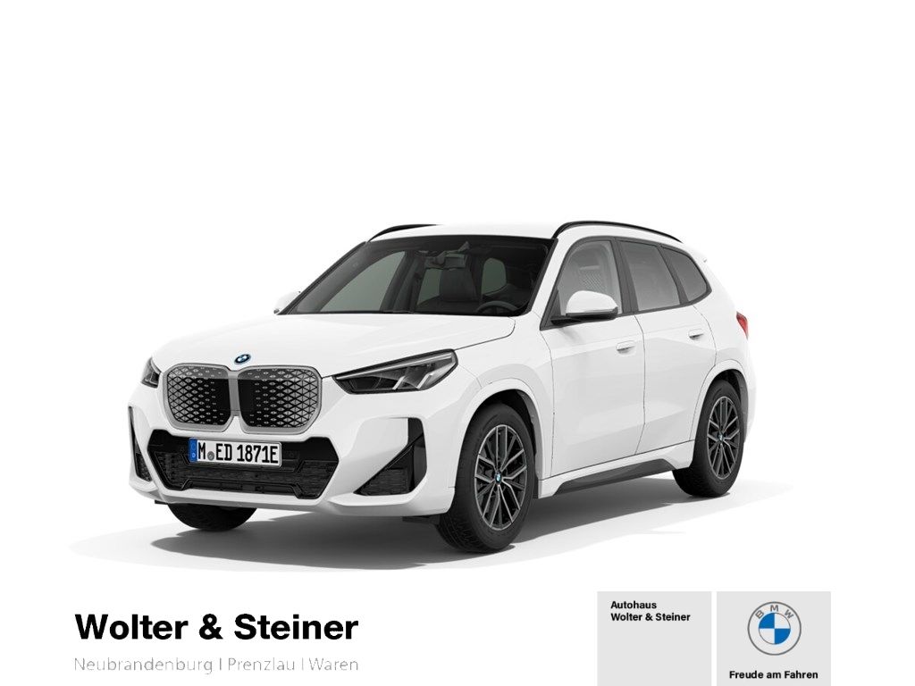 BMW iX1 2025