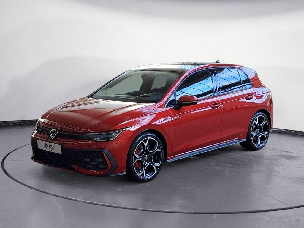Volkswagen Golf 2025