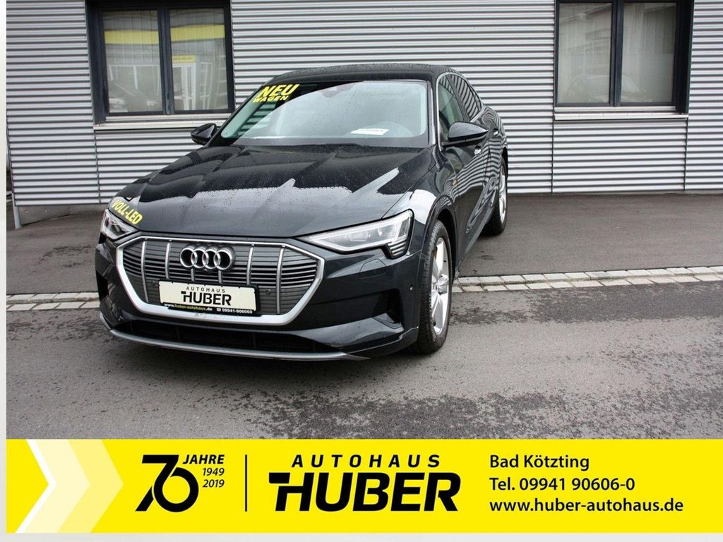 Audi e-tron 2022