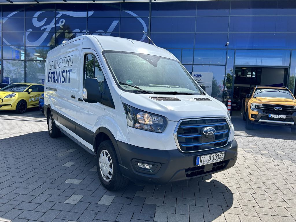 Ford Transit 2023