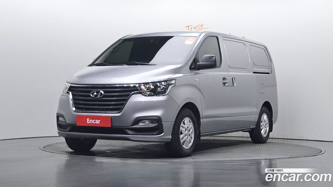 Hyundai Starex 2021
