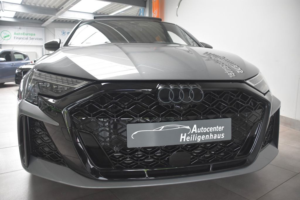 Audi RS3 2025