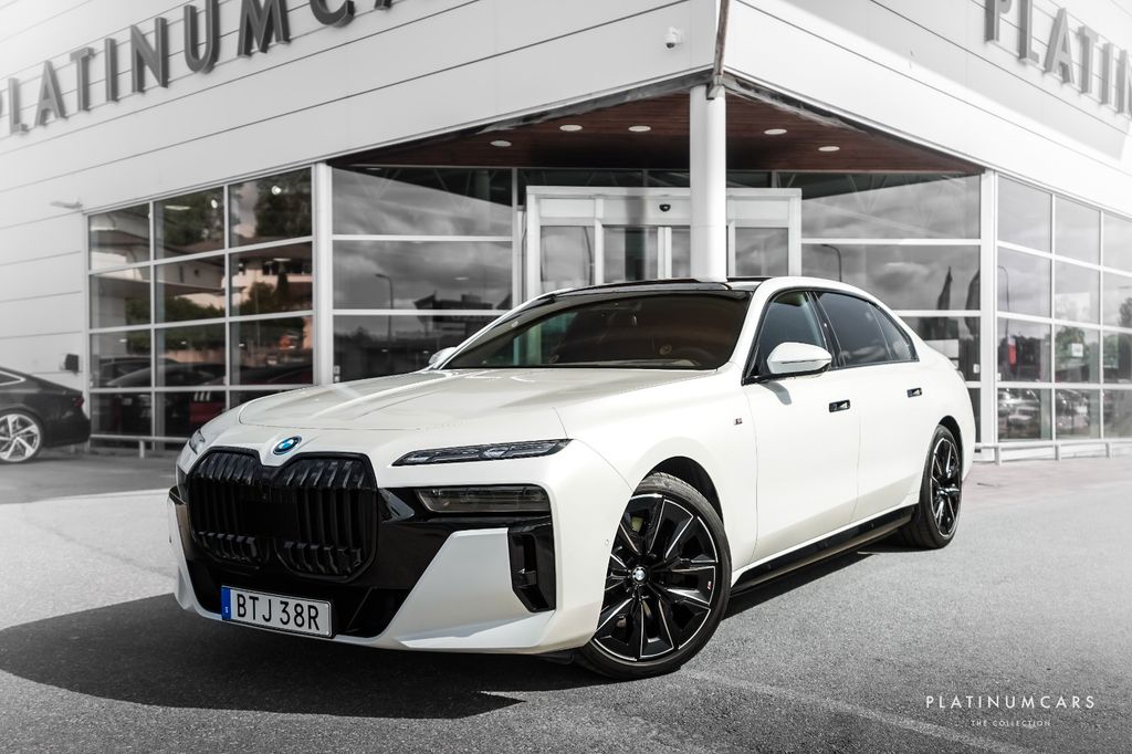BMW i7 2023