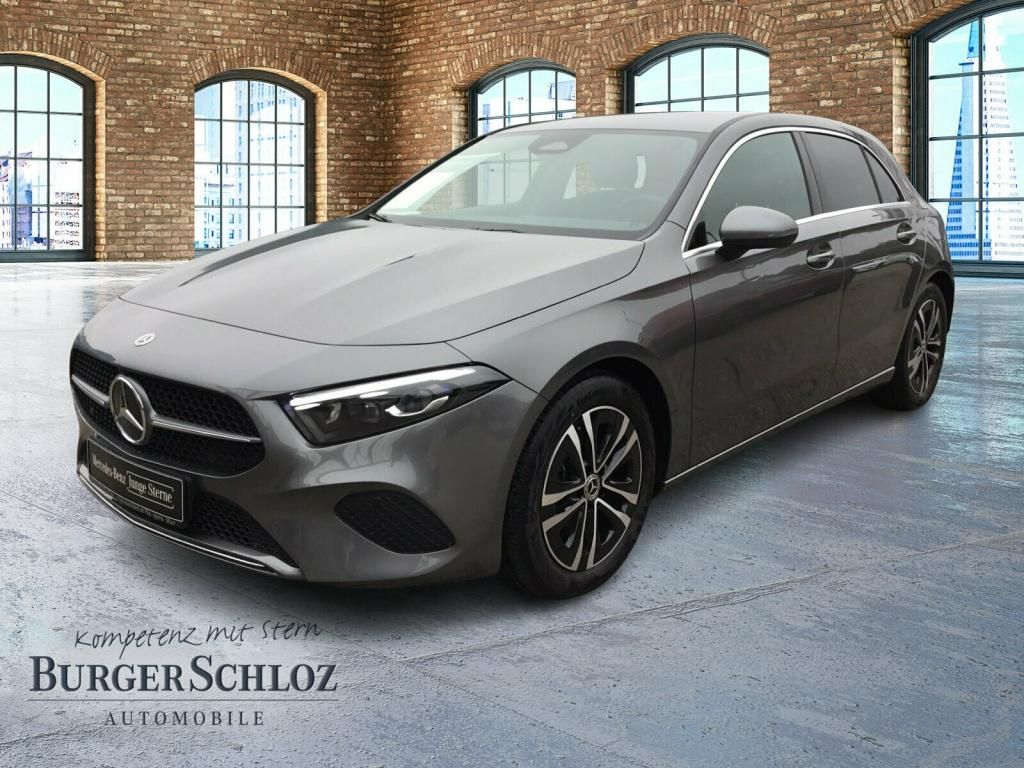 Mercedes-Benz A 200 2025